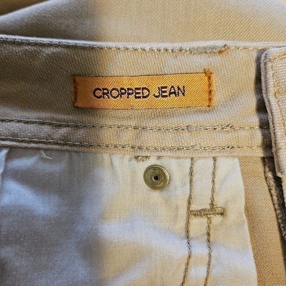 Tory Burch Logo Crop Straight Leg Jeans - Picture 7 of 8